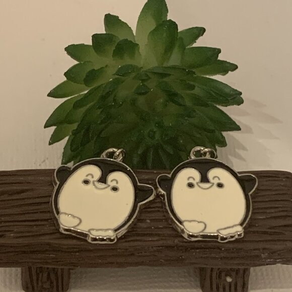 Penguin Earring, Penguin Jewelry, Christmas Earring, Gift Idea, Silly Earring - Picture 3 of 5